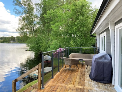 Lovely cottage in Bankeryd with a panoramic view of the lake | SE07027