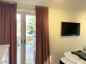 3 dormitorios, tabla de planchar con plancha, wifi gratis y ropa de cama