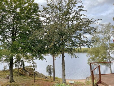 Fantastic holiday home with own lake plot by Bolmen, Ljungby | SE06053
