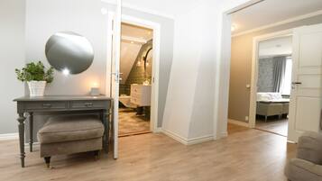 2 slaapkamers, een strijkplank/strijkijzer, gratis wifi