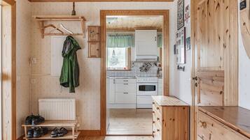 KylskÄp, mikrovÄgsugn, ugn och spishÀll