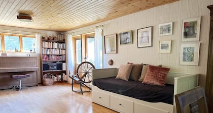 Cottage on the Dalboslätten near Lake Vänern |SE17011