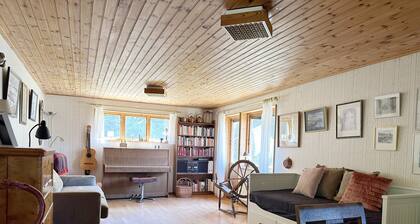 Cottage on the Dalboslätten near Lake Vänern |SE17011