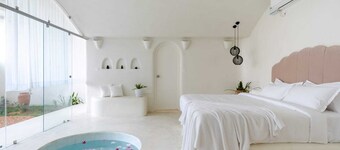 Nomads Resort - Destination Stays