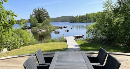 Newly built cottage located on a lake plot by Lake Flaten | SE05035