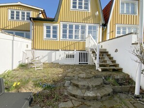 Exterior - Idyllic house by Torekov harbor with sea view | SE01043 (Torekov)