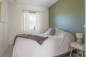 3 habitaciones, tabla de planchar con plancha y wifi gratis 