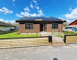 Exterior - Nice holiday home with outdoor pool in Billeberga, Landskorna | SE01049 (Billeberga)