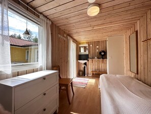 2 bedrooms, free WiFi