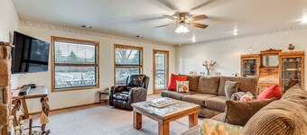 Mtn-view Family Home w/ Grill in Flagstaff!