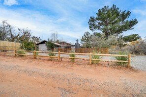 Cottage (1 Bedroom) | Interior - < 2 Mi to Red Rock State Park: Cozy Sedona Cottage (Sedona)