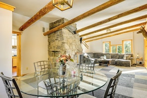 Talo (4 Bedrooms) | Sisätilat