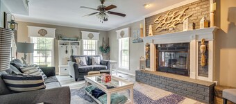 < 1 Mi to Waveland Beach: Spacious Family Home