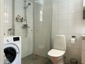 Douche, séchoir à cheveux