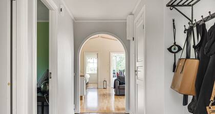 Beautiful house next to Burvik Golf of a high standard with a lake view | SE13010