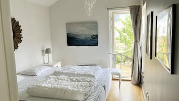 1 bedroom, iron/ironing board, free WiFi