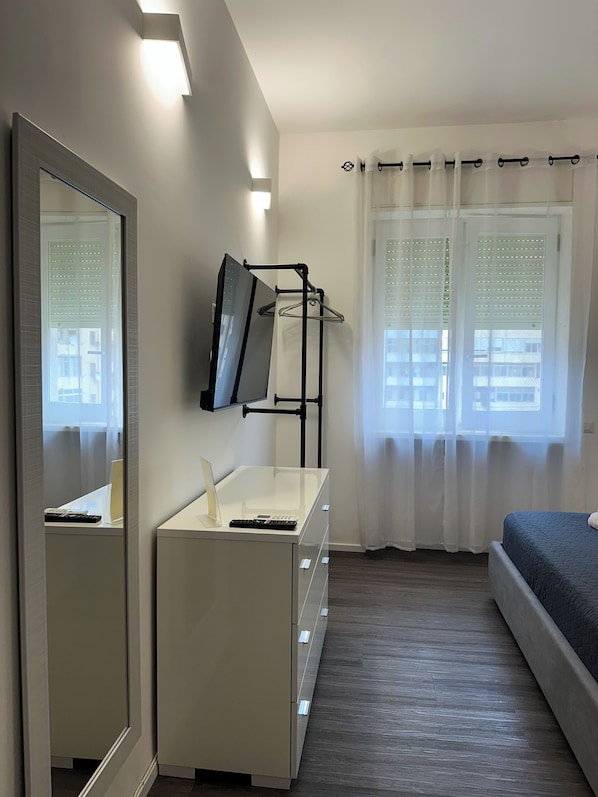 Habitación básica doble | 1 dormitorio y wifi gratis