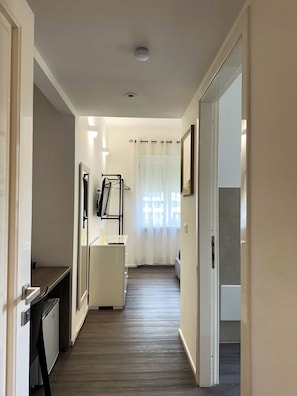 Habitación básica doble | 1 dormitorio y wifi gratis