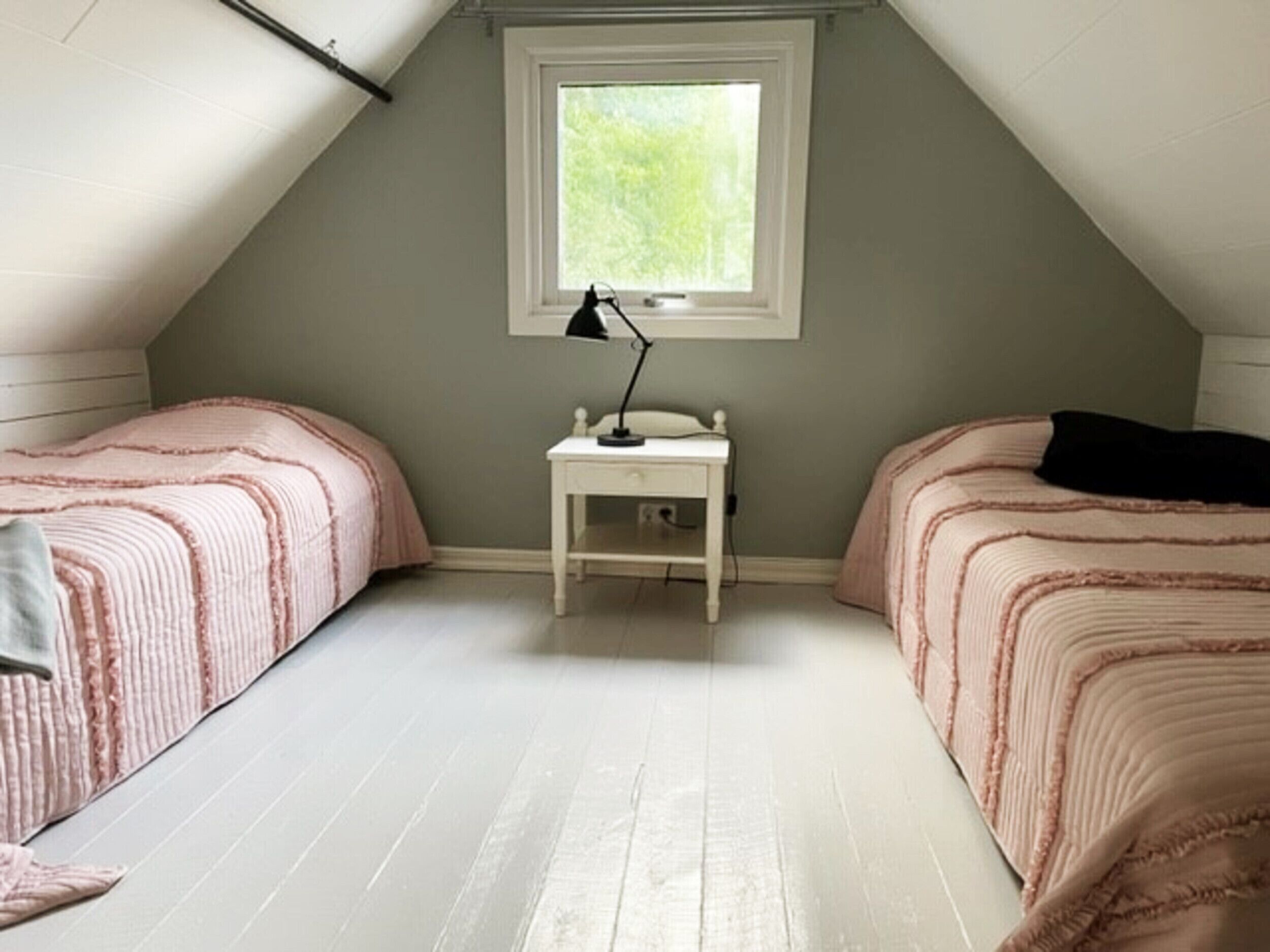 4 bedrooms, free WiFi