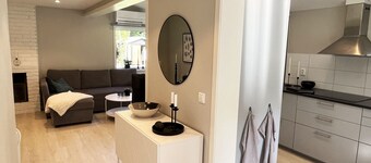 Completely renovated and nice red cottage located next to Lake Flaten outside Virserum I SE05044