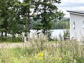 Property grounds - Cosy, spacious cottage located by Lake Virserumssjön | SE05041 (Virserum)