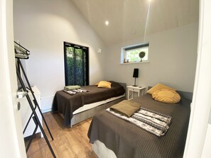 1 室のベッドルーム、WiFi (無料)