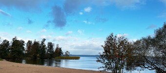 Nice red cottage near the lake Hjälmaren and Vingåker | SE11019