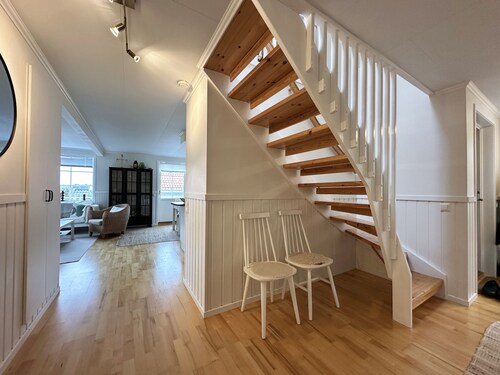 Modern and cozy cottage near beautiful Fjällbacka | SE09044