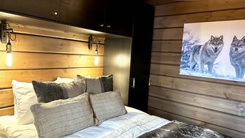 4 camere, ferro/asse da stiro, Wi-Fi gratuito