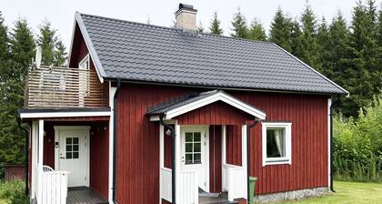 Cozy little red cottage with proximity to a pond and lake outside Virserum | SE05061