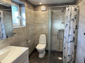 Shower - Newly built guest house located in Vimmerby | SE05065 (Vimmerby)