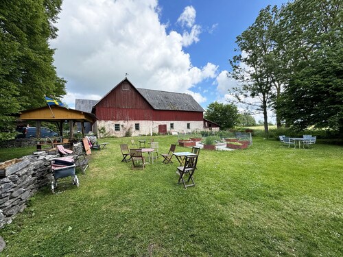 Genuine Gotland house with large garden in Roma | SE12026