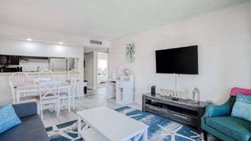 Apartment | 2 bedrooms, high-speed internet