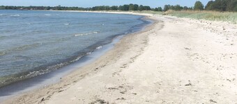 Cozy cottage close to the sea and fine sandy beaches east of Löttorp | SE04047