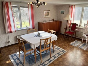 Dining - Red cottage located close to forest and land outside Virserum | SE05066 (Järnforsen)
