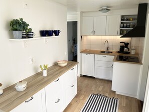 Refrigerador, horno, parrilla de estufa y lavavajillas 