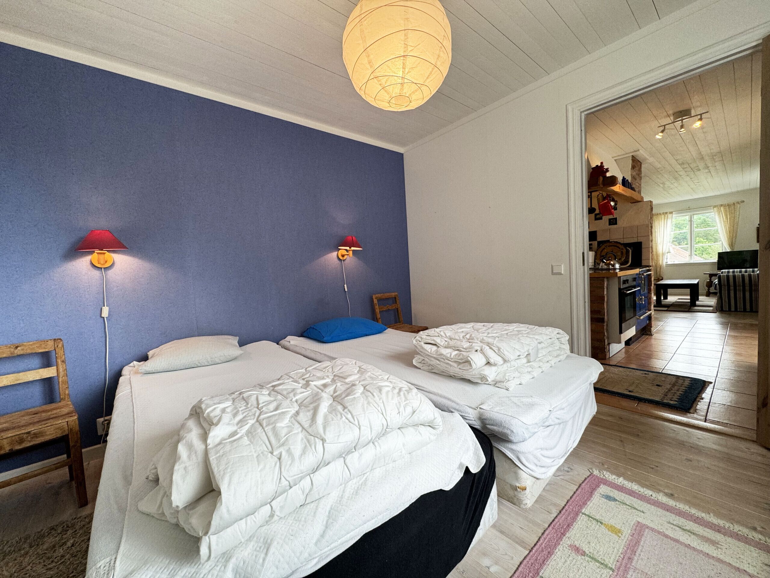 2 bedrooms