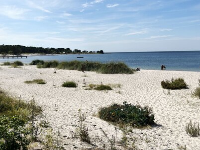 Nice cottage with pool and sea view near Byxelkrok | SE04051