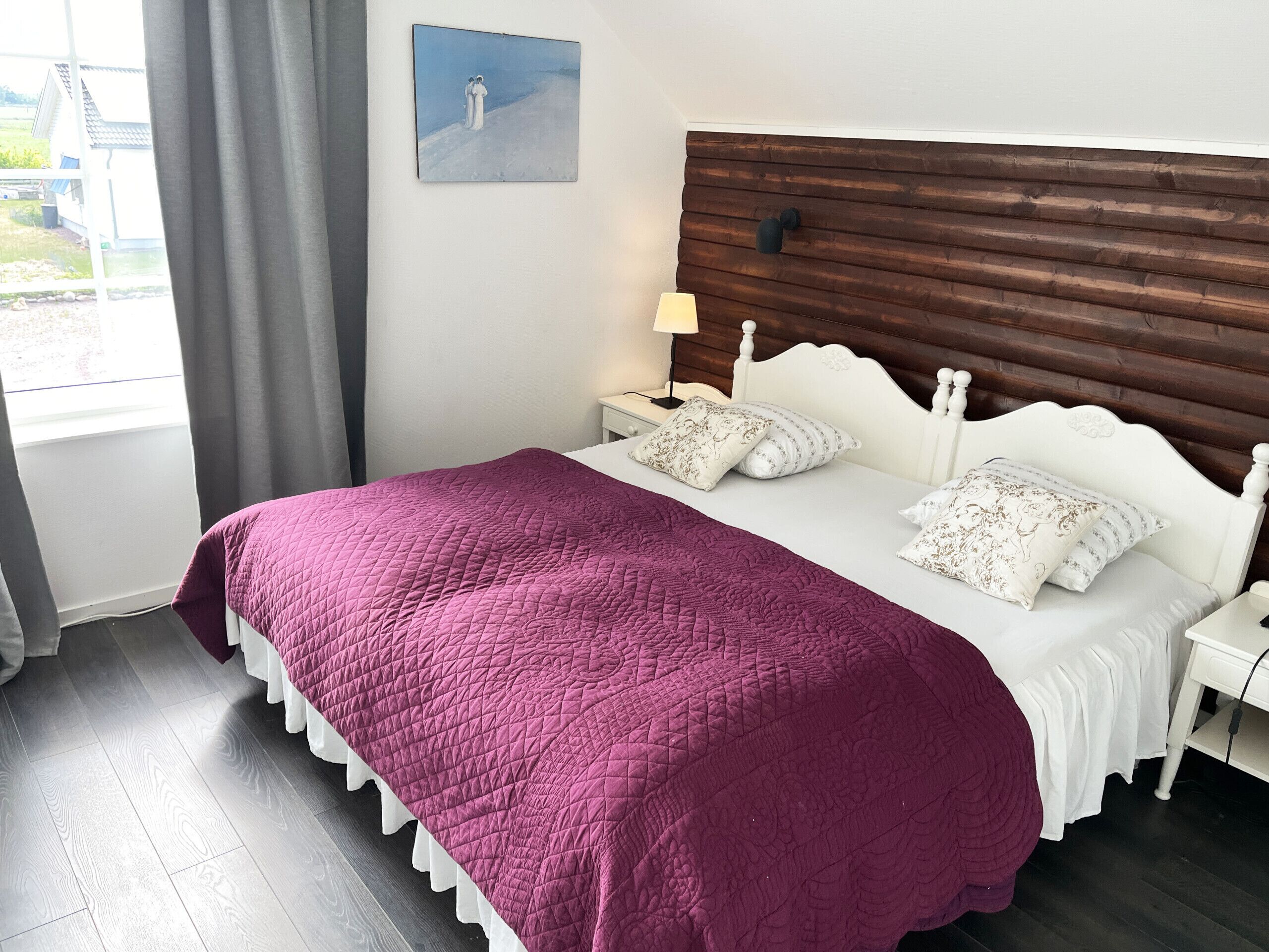 2 bedrooms, iron/ironing board, free WiFi