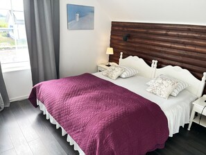 2 quartos, ferros/tábuas de passar roupa, Wi-Fi de cortesia