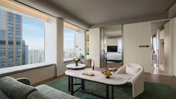Premium bedding, down duvets, free minibar, in-room safe