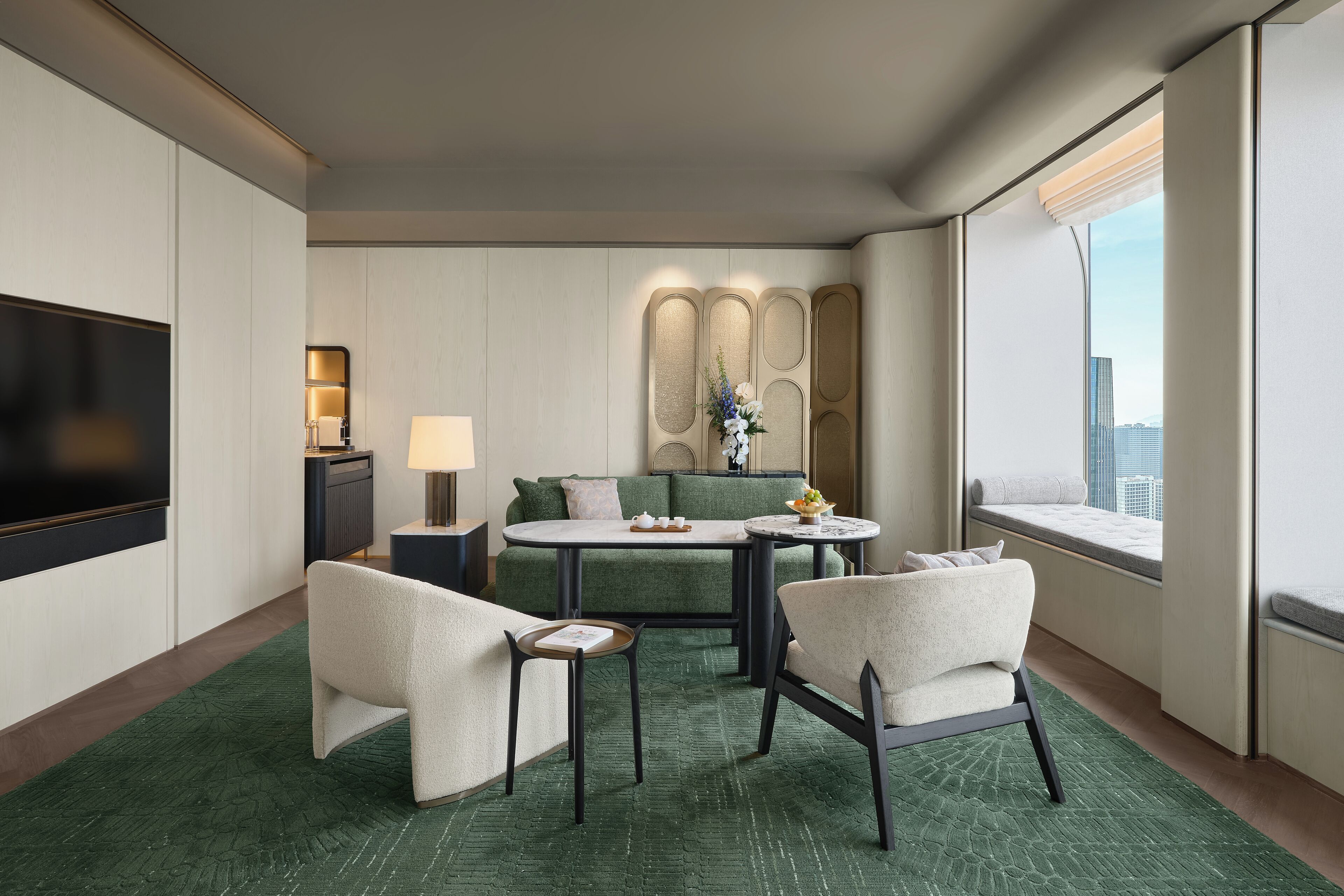 高档床上用品、羽绒被、加厚床垫、迷你吧（备有免费物品）