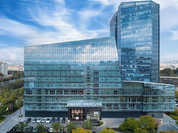 Front of property - Grand Mercure Kunming South (Kunming)
