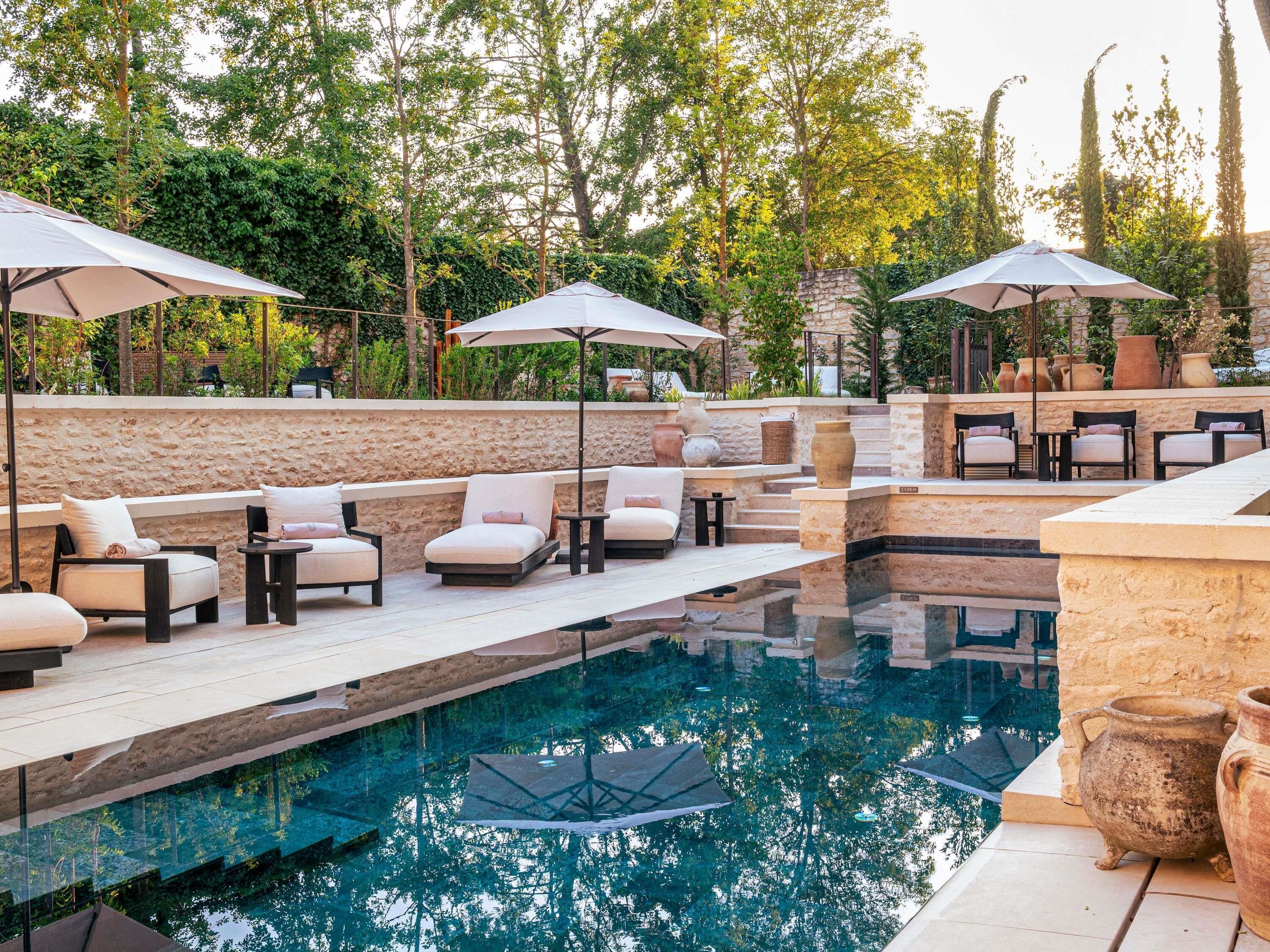 Outdoor pool, sun loungers