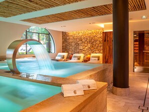 Sauna, spa, bain de vapeur, bain turc/hammam, soins du corps