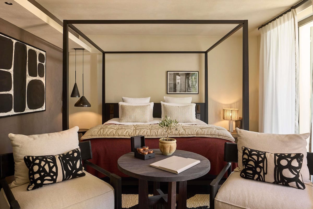 Junior Suite, 1 King Bed, Balcony, Pool View | Premium bedding, free minibar items, in-room safe, blackout drapes