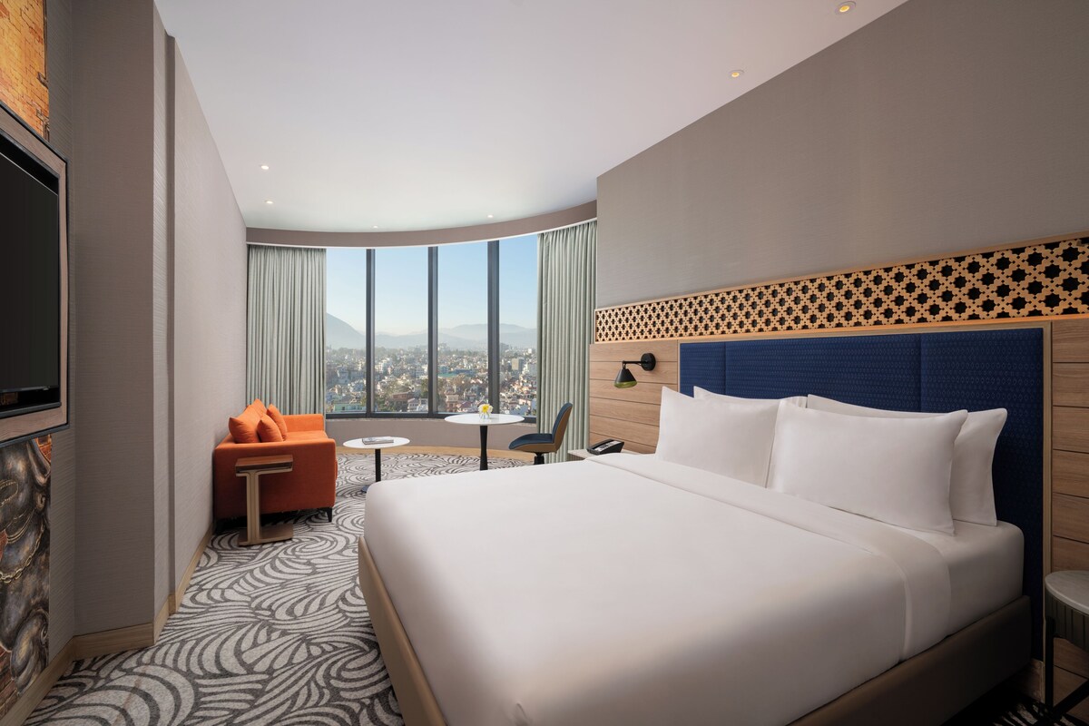 Privilege, Phòng, 1 giường đôi | Minibar, két bảo mật tại phòng, bàn 