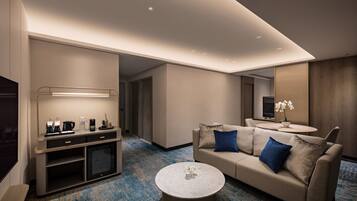 Suite, 1 Doppelbett | Hochwertige Bettwaren, Zustellbetten, kostenloses WLAN, Bettwäsche