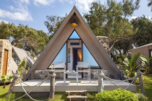 Bungalow Basic | Pemandangan taman