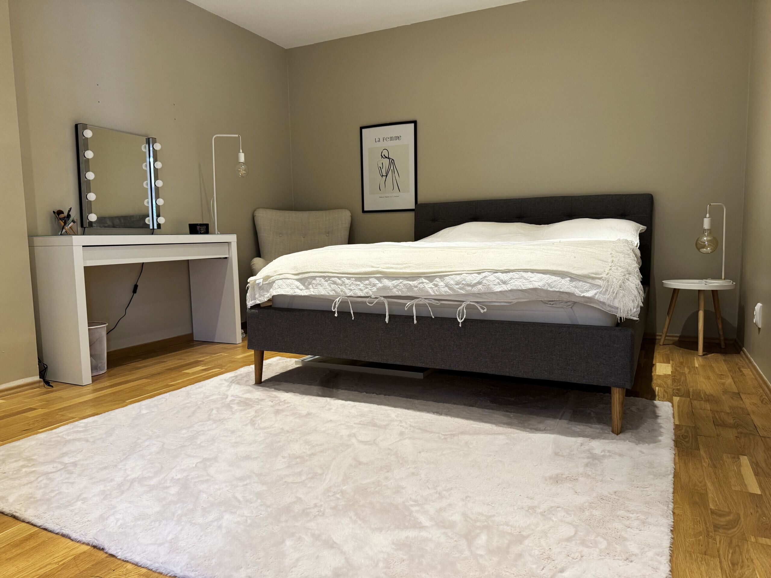 4 bedrooms, iron/ironing board, free WiFi